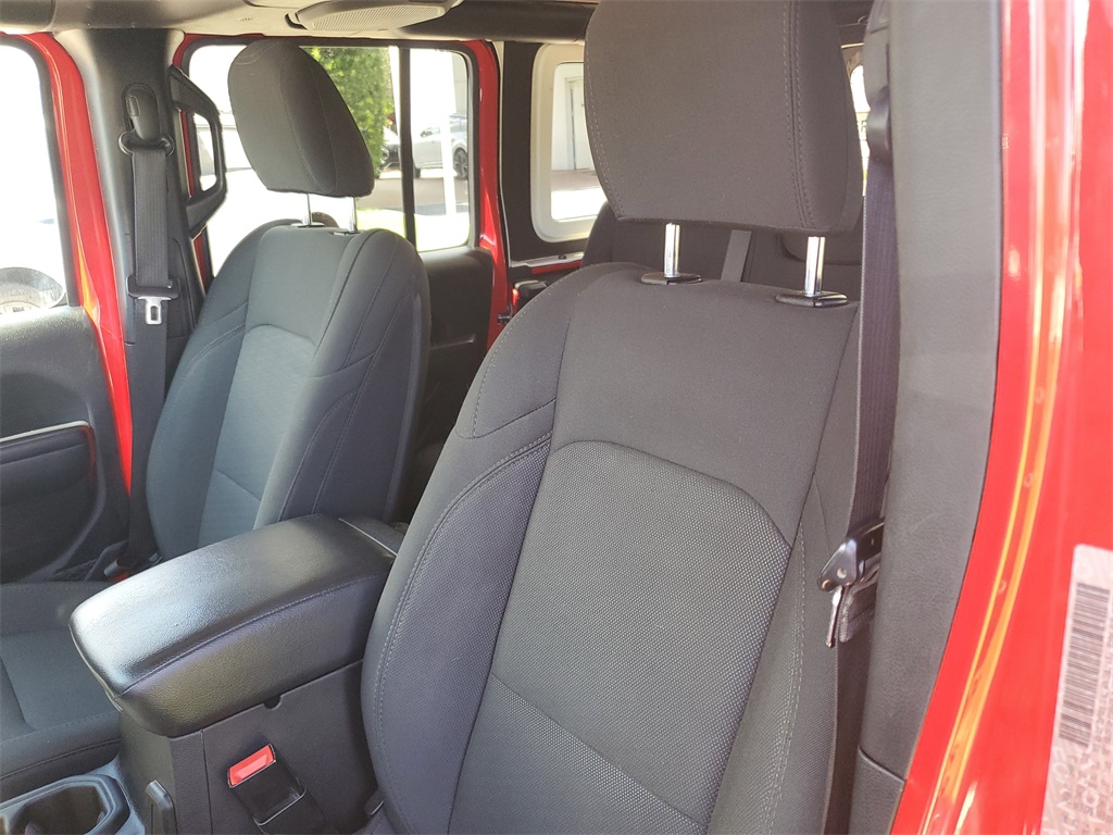 2020 Jeep Wrangler Unlimited Sport Altitude photo 16