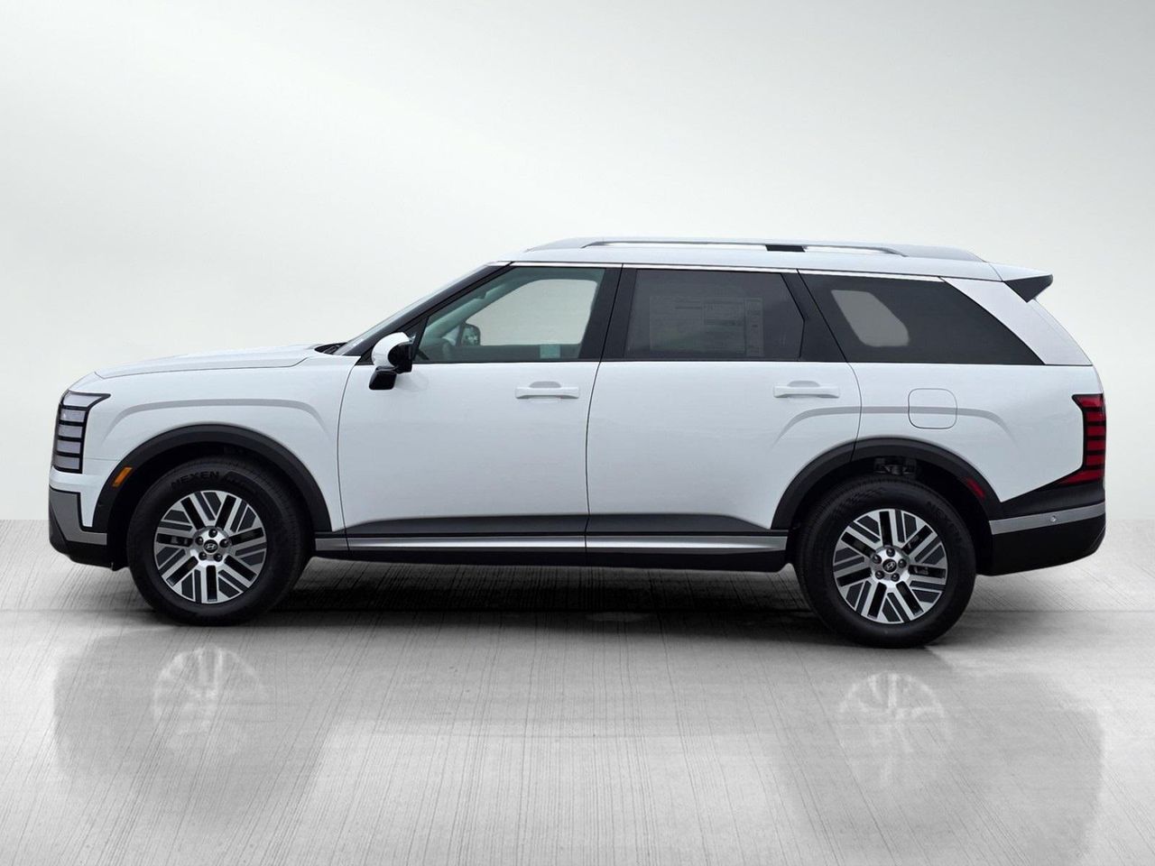 2026 Hyundai Palisade SEL photo 2