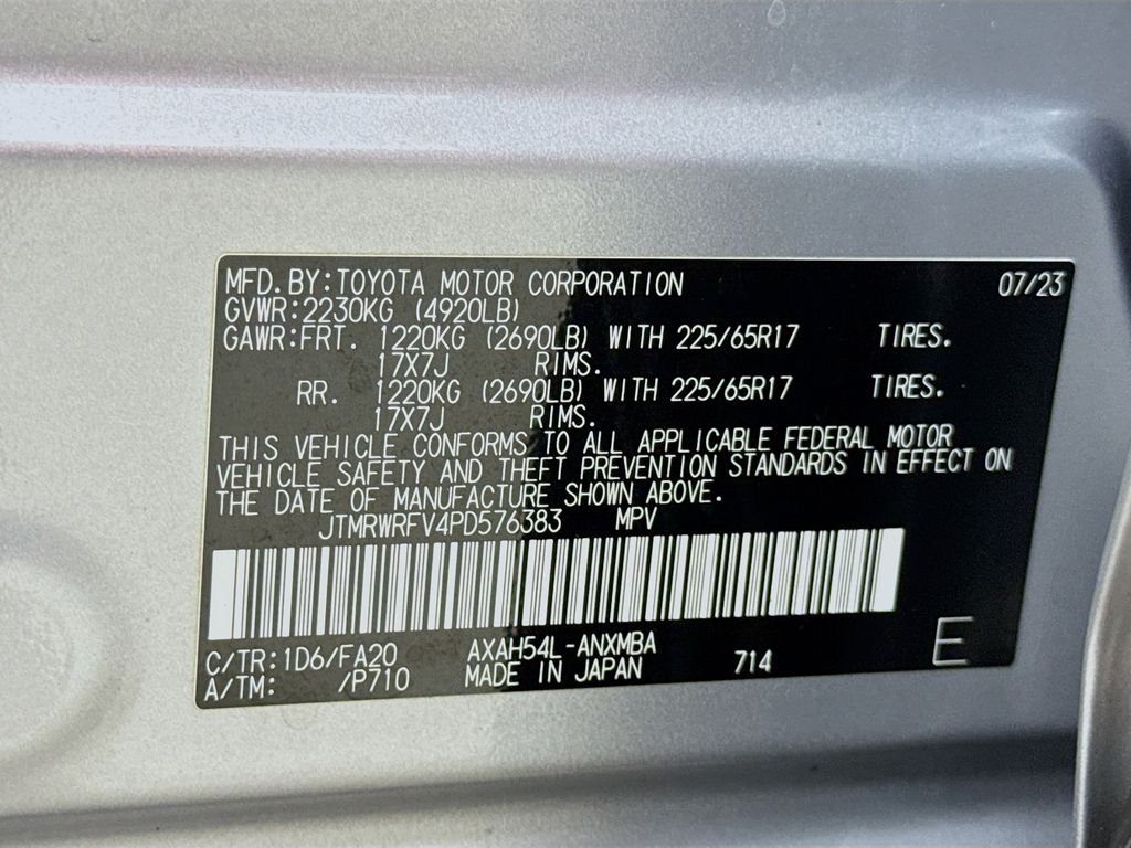 2023 Toyota RAV4 Hybrid XLE photo 31