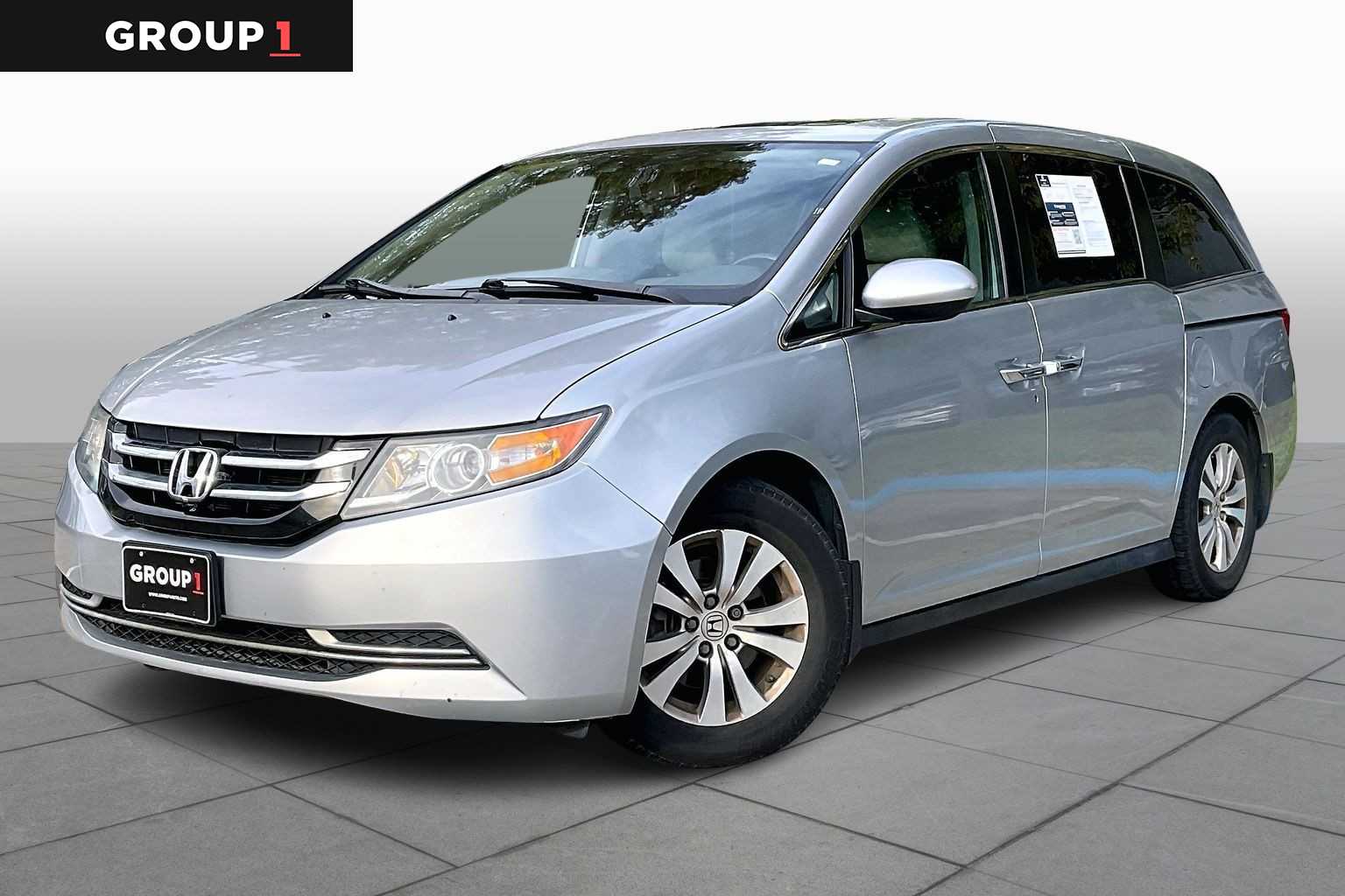 2015 Honda Odyssey EX-L's photo