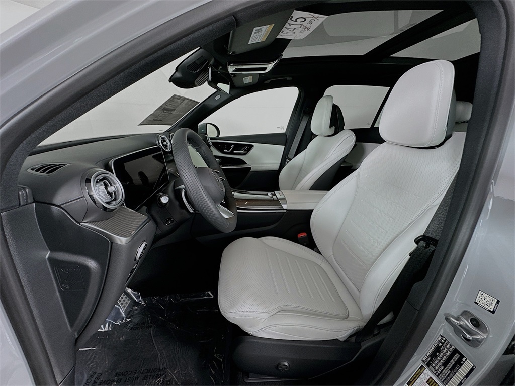 2026 Mercedes Benz GLC 300 4MATIC photo 21