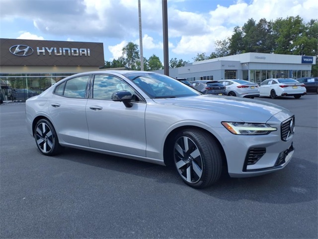 2024 Volvo S60 Recharge T8 Plus photo 19