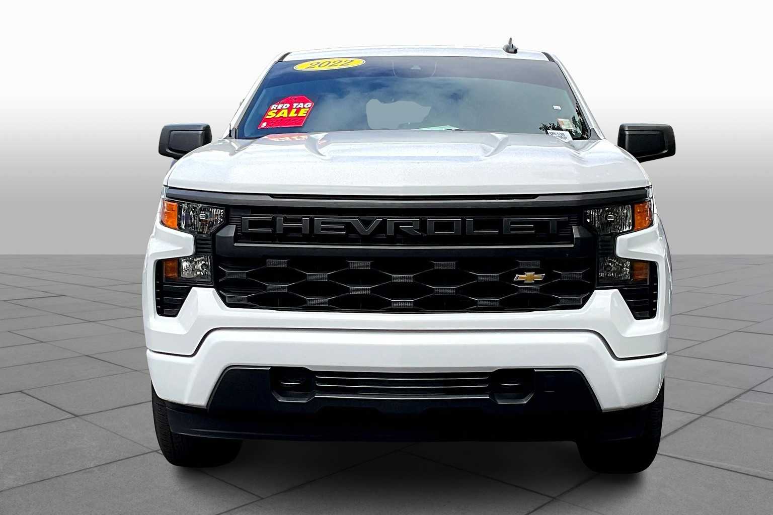 2022 Chevrolet Silverado 1500 Custom photo 3