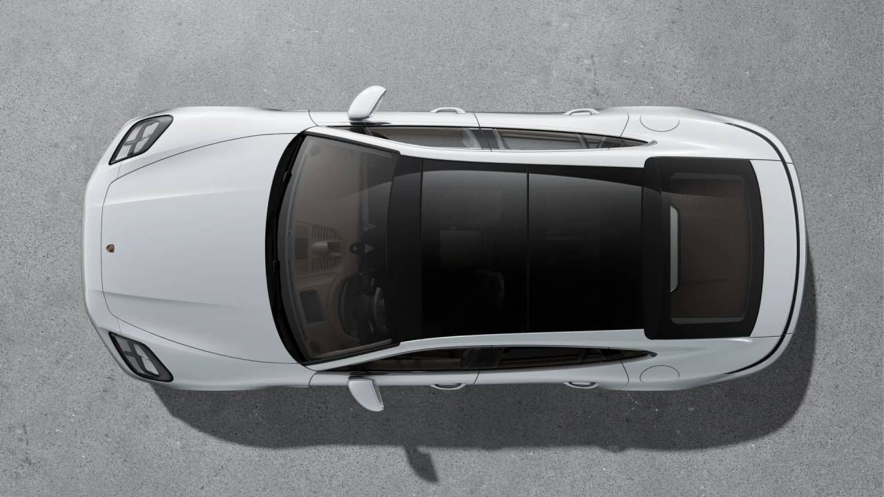 2026 Porsche Panamera 4 E-Hybrid photo 5