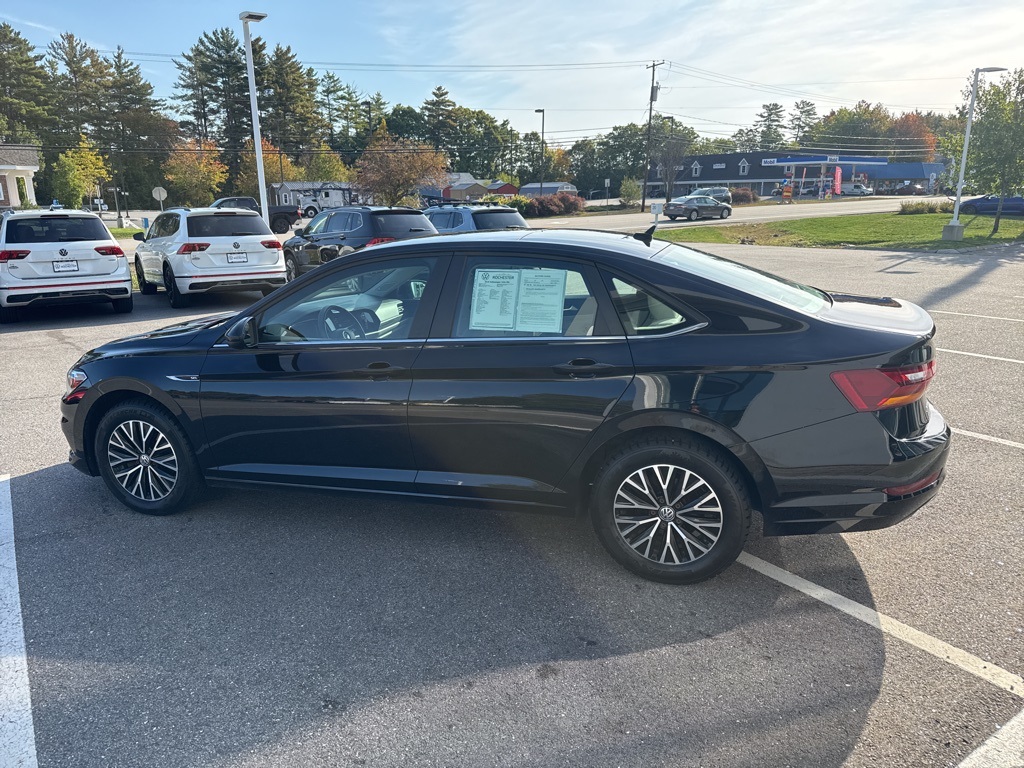 2019 Volkswagen Jetta SEL photo 3