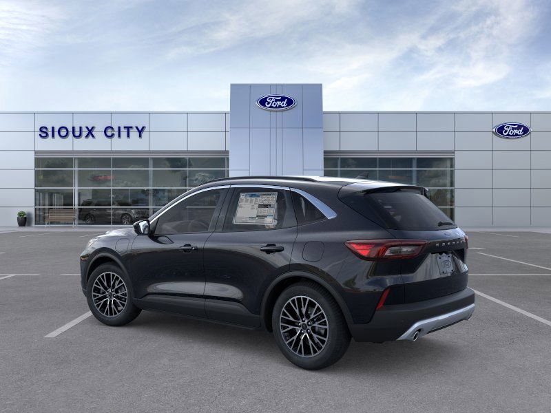 2025 Ford Escape Plug-In Hybrid photo 4
