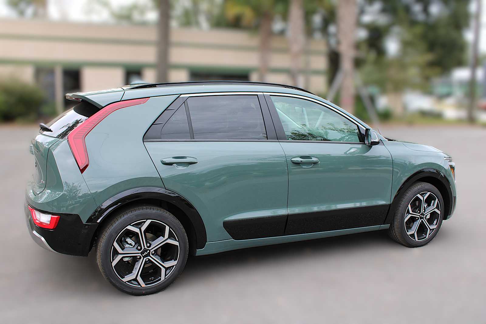 2025 Kia Niro EX Touring photo 3