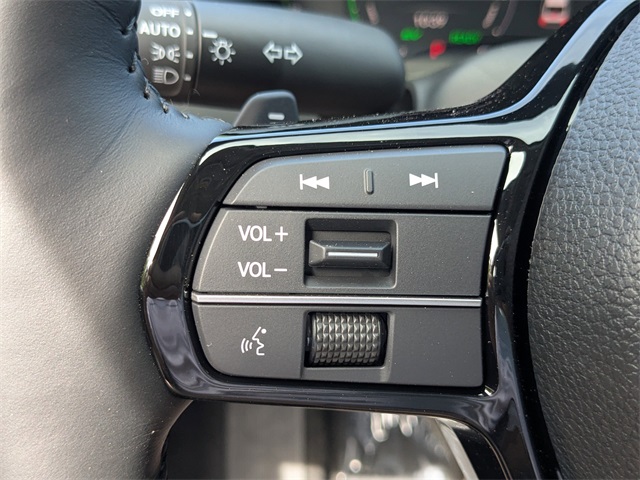 2025 Honda Accord Hybrid Touring photo 21