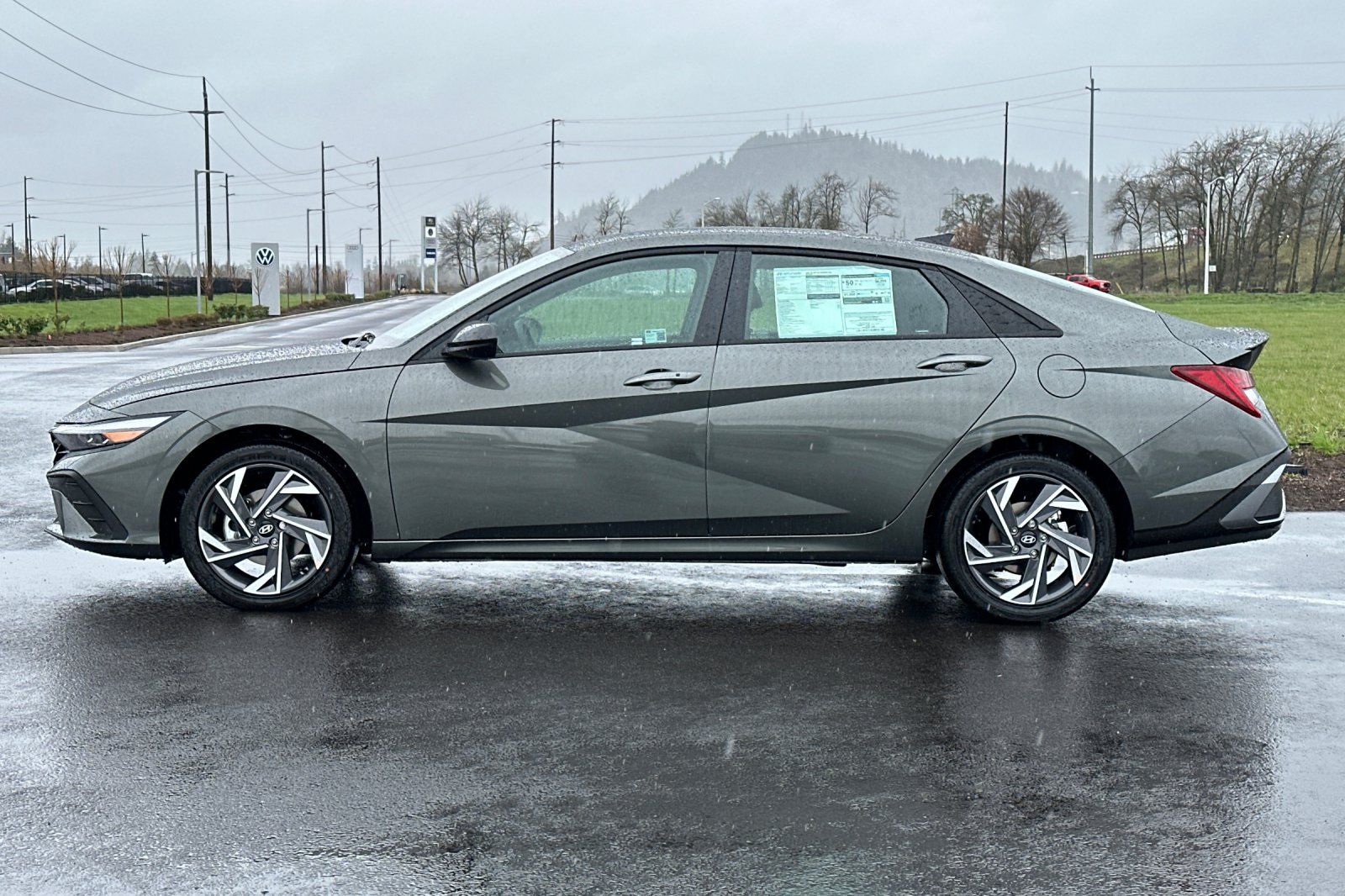 2025 Hyundai Elantra Hybrid SEL Sport photo 6