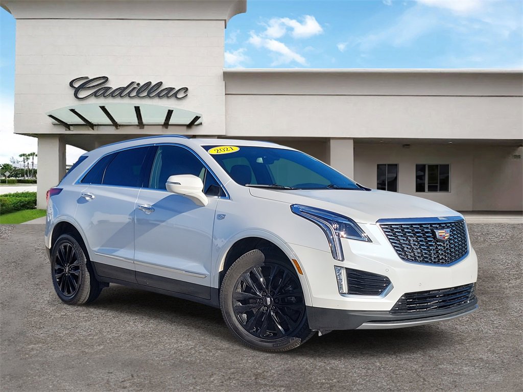 2021 Cadillac XT5 Premium Luxury photo 2