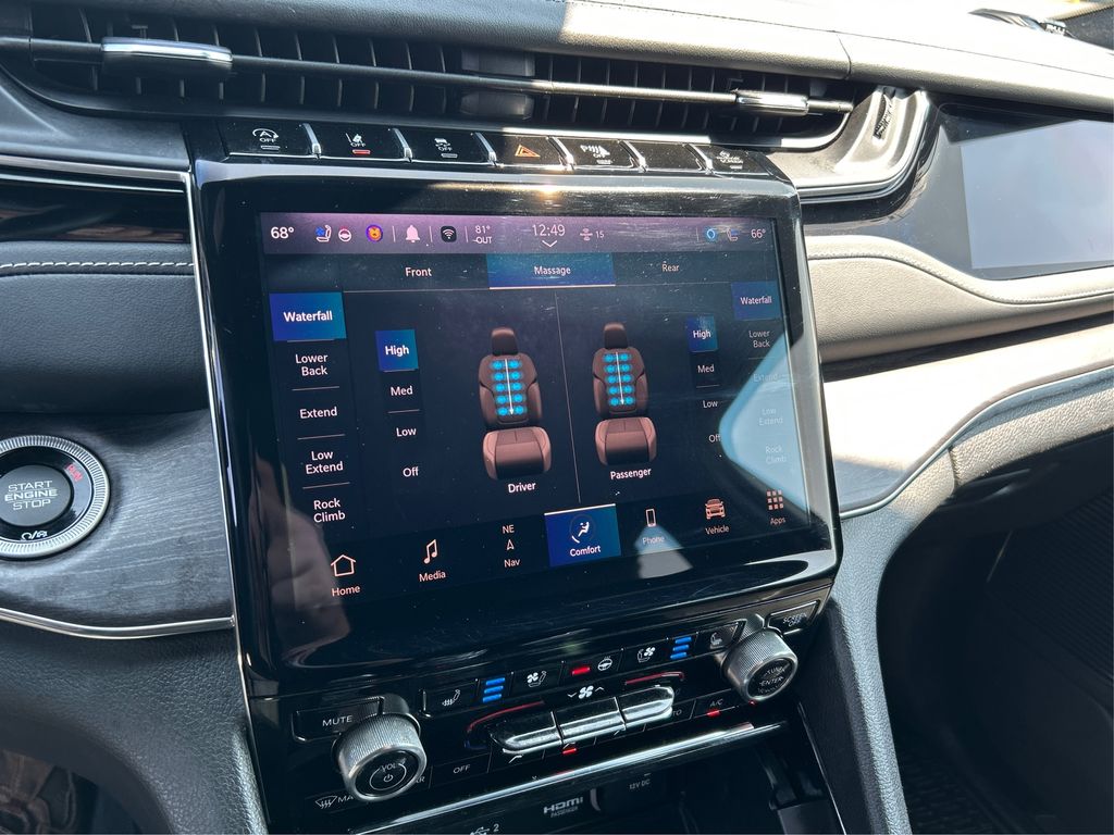 2023 Jeep Grand Cherokee Overland photo 56