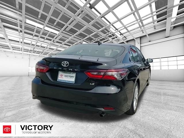 2023 Toyota Camry LE photo 3