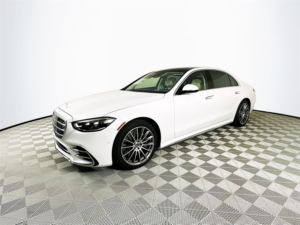 2026 Mercedes Benz S 580 4MATIC photo 3