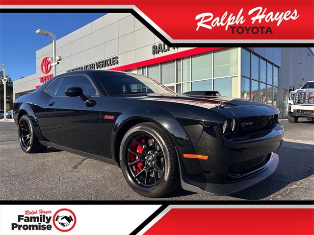 2023 Dodge Challenger R/T's photo