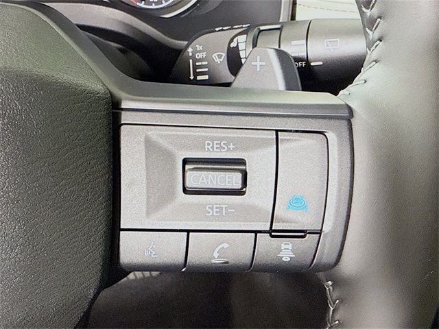 2025 Nissan Rogue SV photo 11