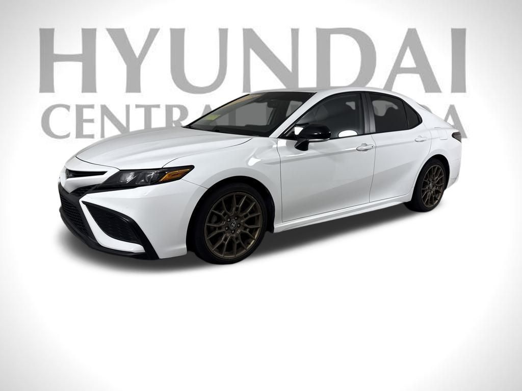 2023 Toyota Camry SE photo 10