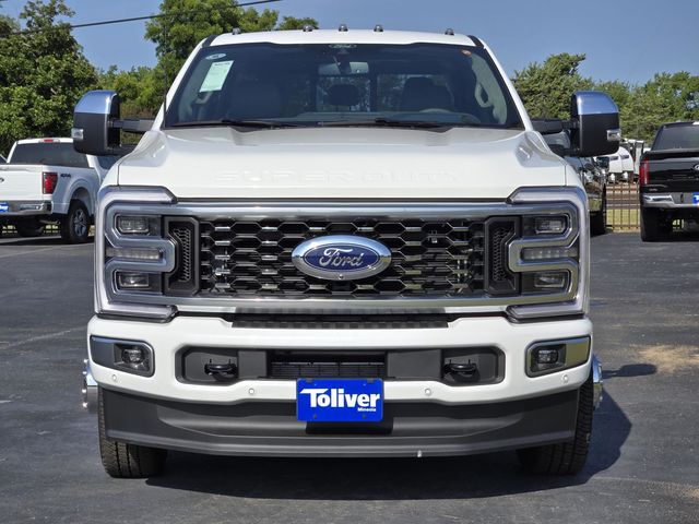 2025 Ford F-350 Platinum photo 3