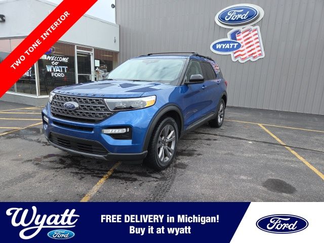 2022 Ford Explorer XLT's photo