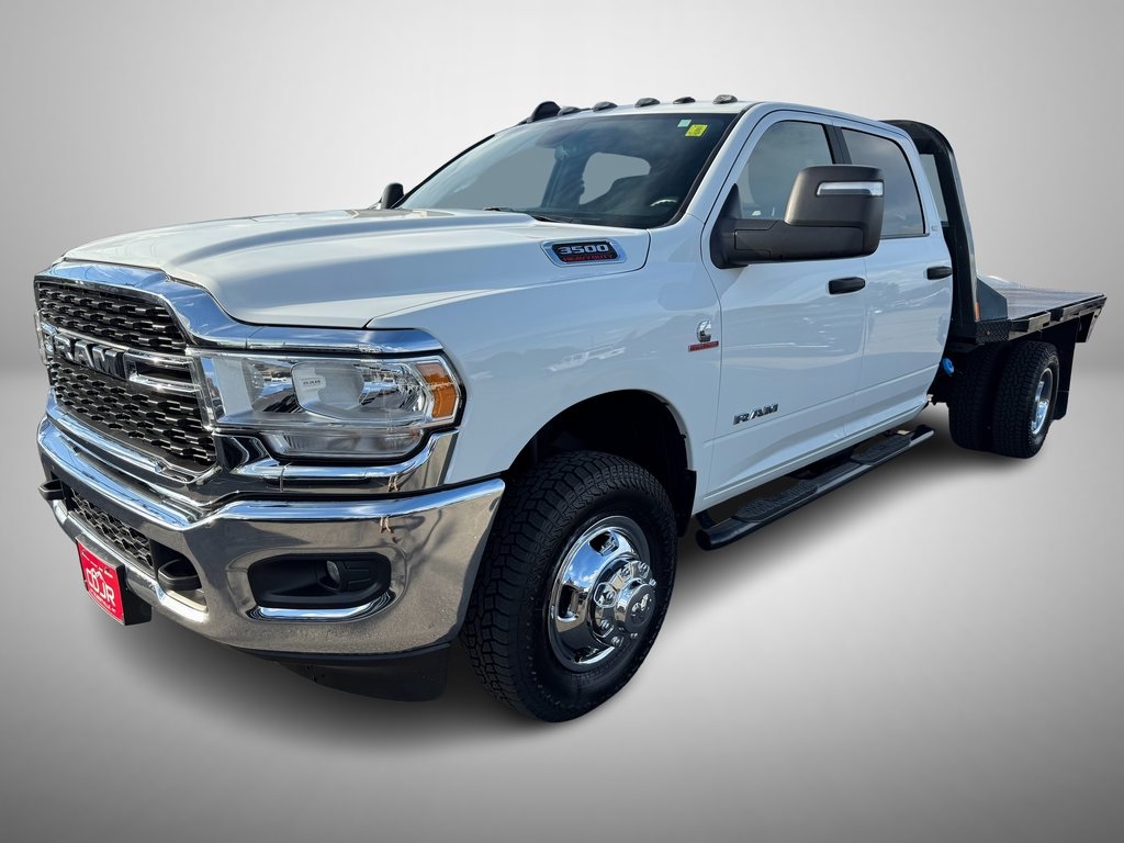 2024 Ram 3500 SLT photo 2