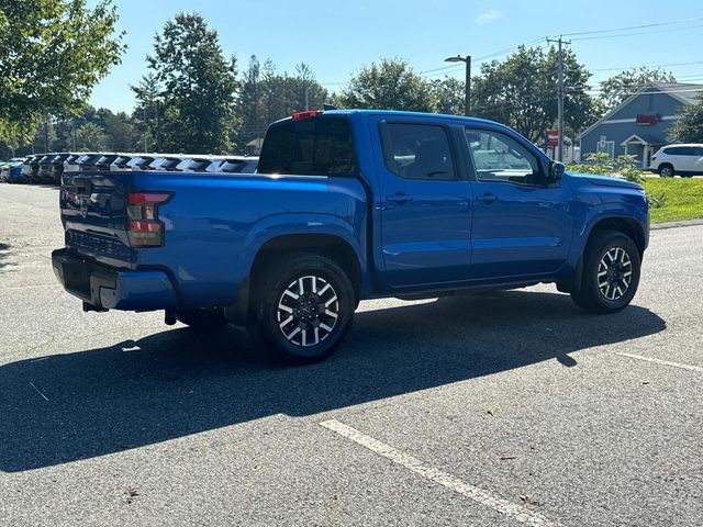 2024 Nissan Frontier SL photo 4