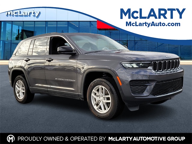 2025 Jeep Grand Cherokee Laredo's photo