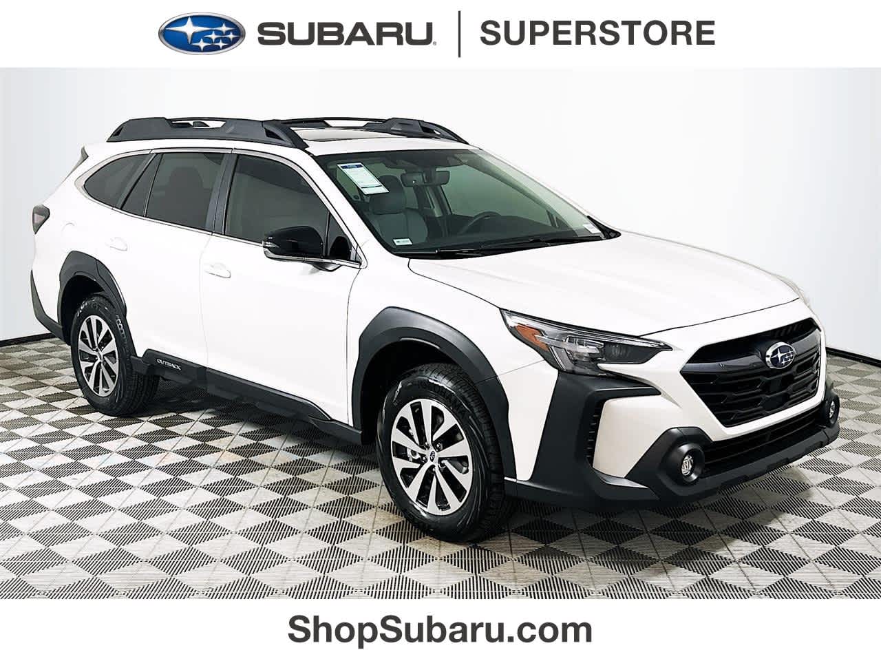 2025 Subaru Outback Premium's photo