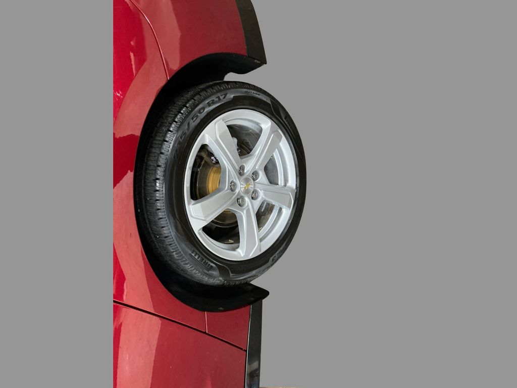 2018 Chevrolet Volt LT photo 15