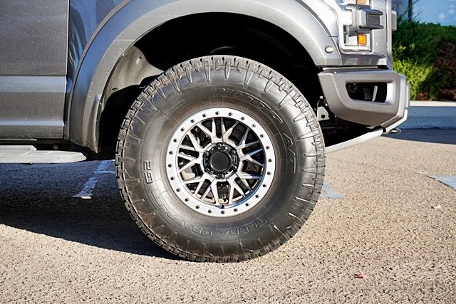 Used 2019 Gray Ford Raptor image 7