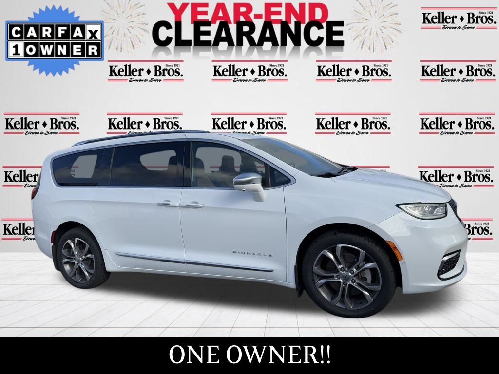 2021 Chrysler Pacifica Pinnacle's photo
