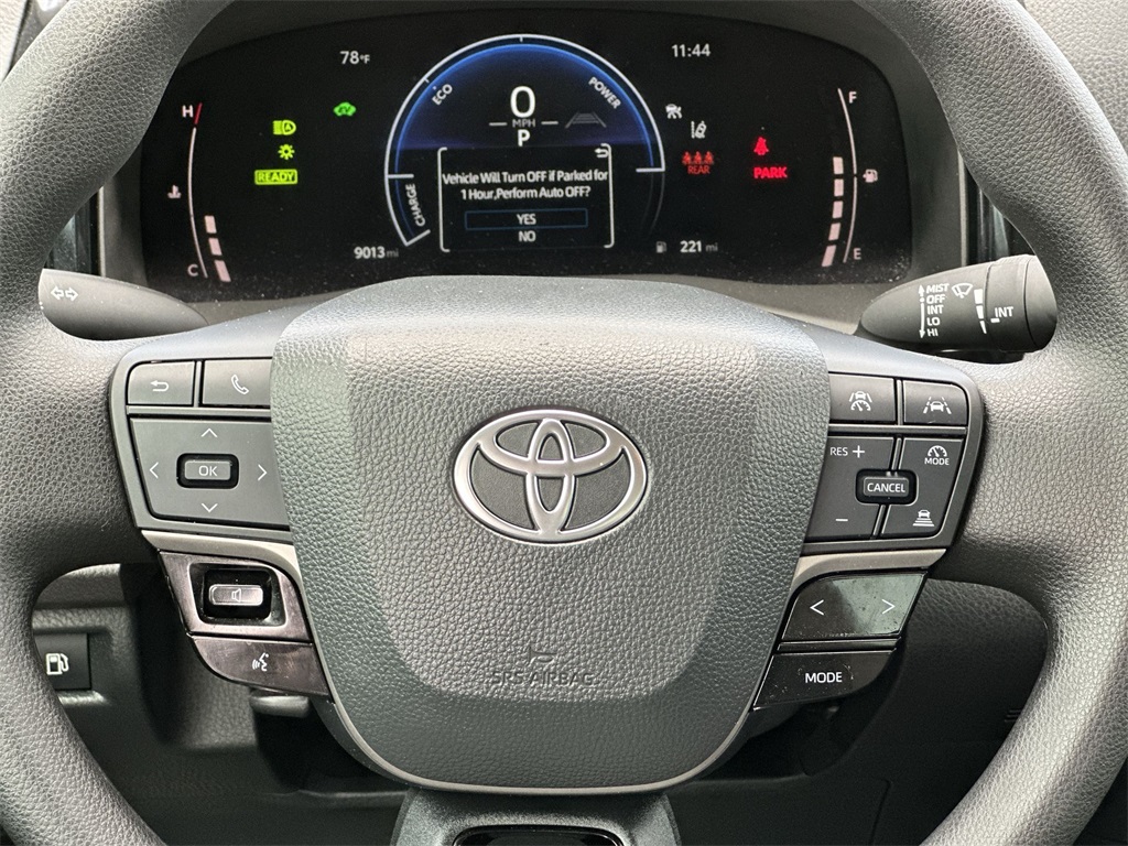 2025 Toyota Camry LE photo 16