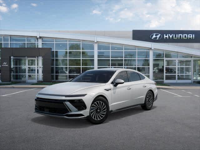 2025 Hyundai Sonata Hybrid SEL photo 2