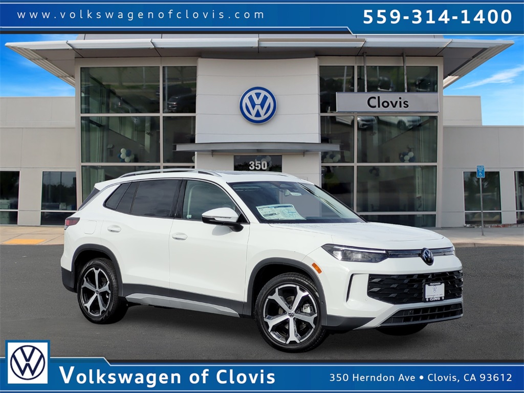 2026 Volkswagen Tiguan SE's photo