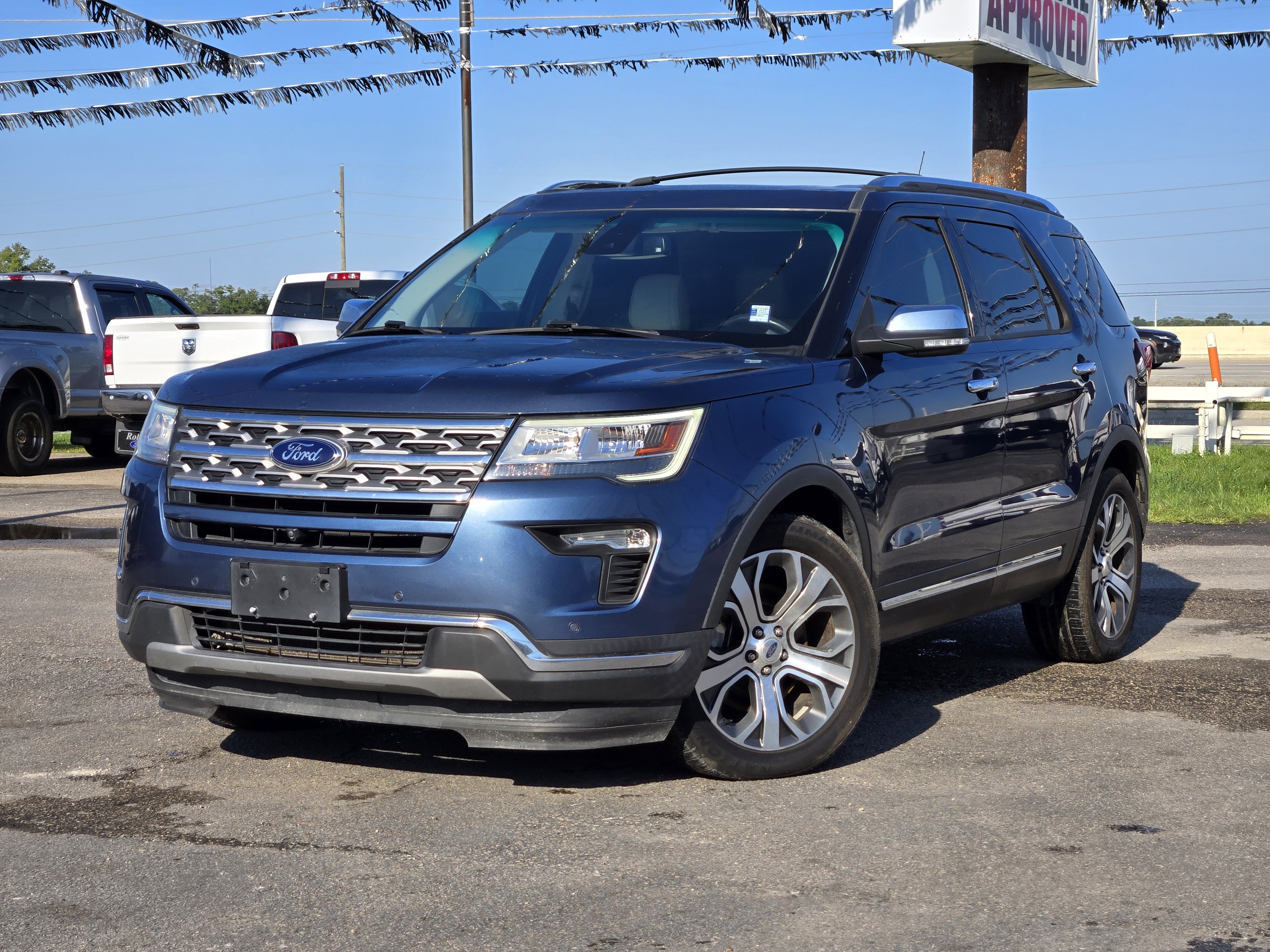2019 Ford Explorer Limited's photo