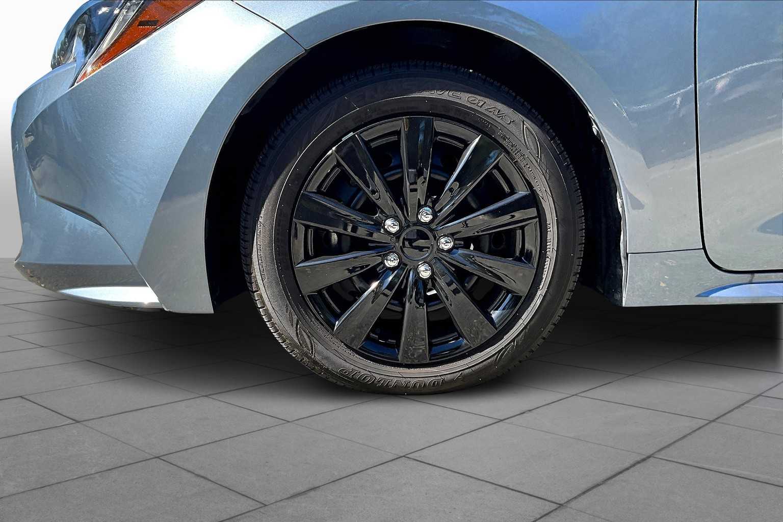 2024 Toyota Corolla LE photo 20