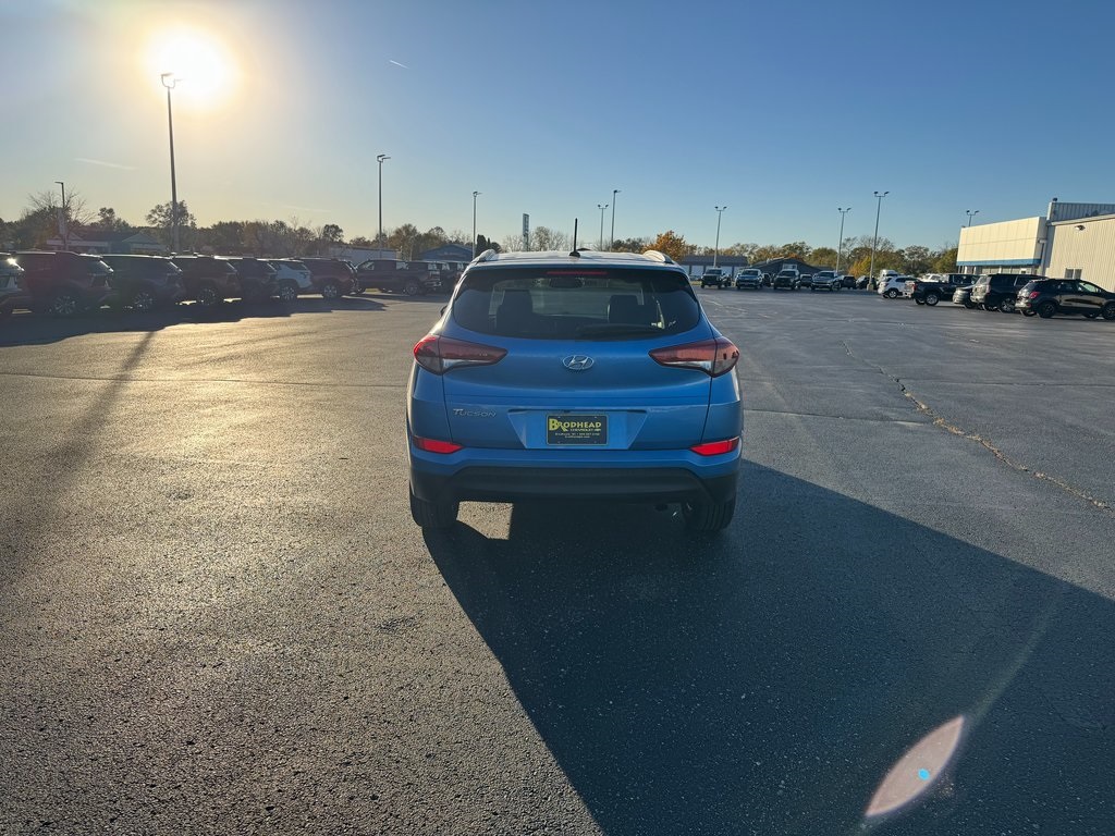 2016 Hyundai Tucson SE photo 3