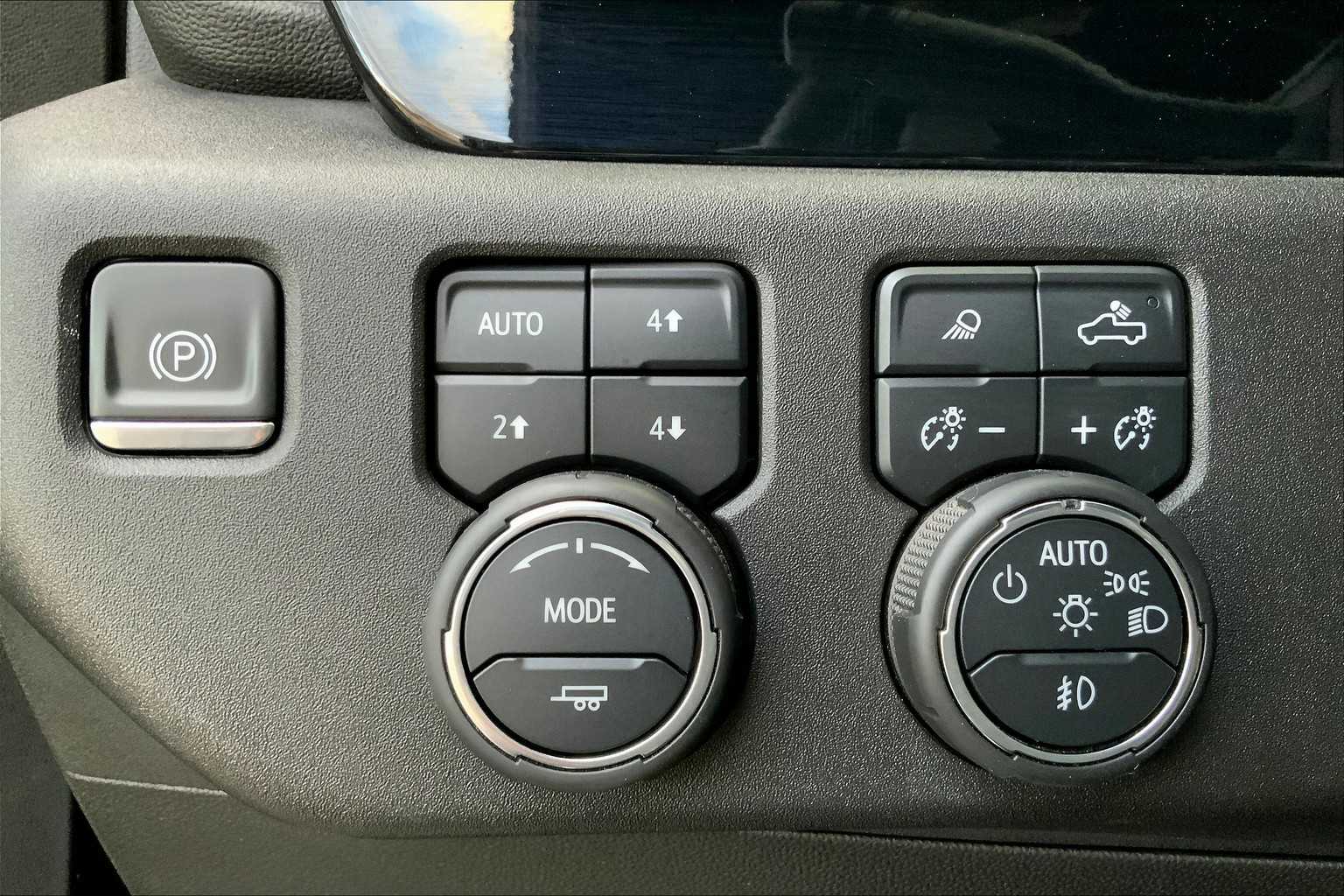 2024 Chevrolet Silverado 1500 High Country photo 55