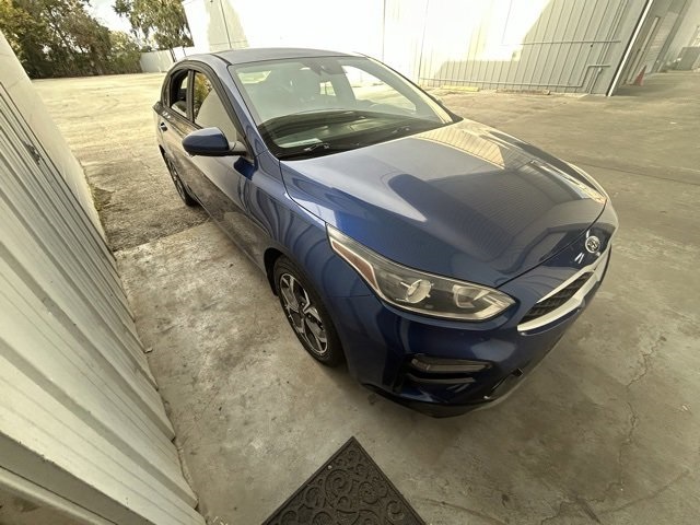 2019 Kia Forte LXS photo 2