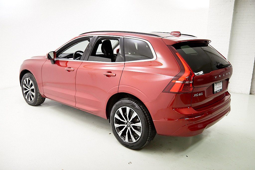 2023 VOLVO XC60 - Image 6