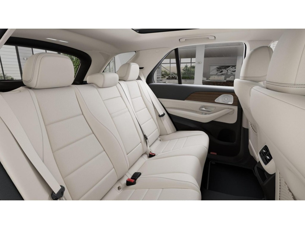 2024 Mercedes Benz GLE 350 4MATIC photo 4