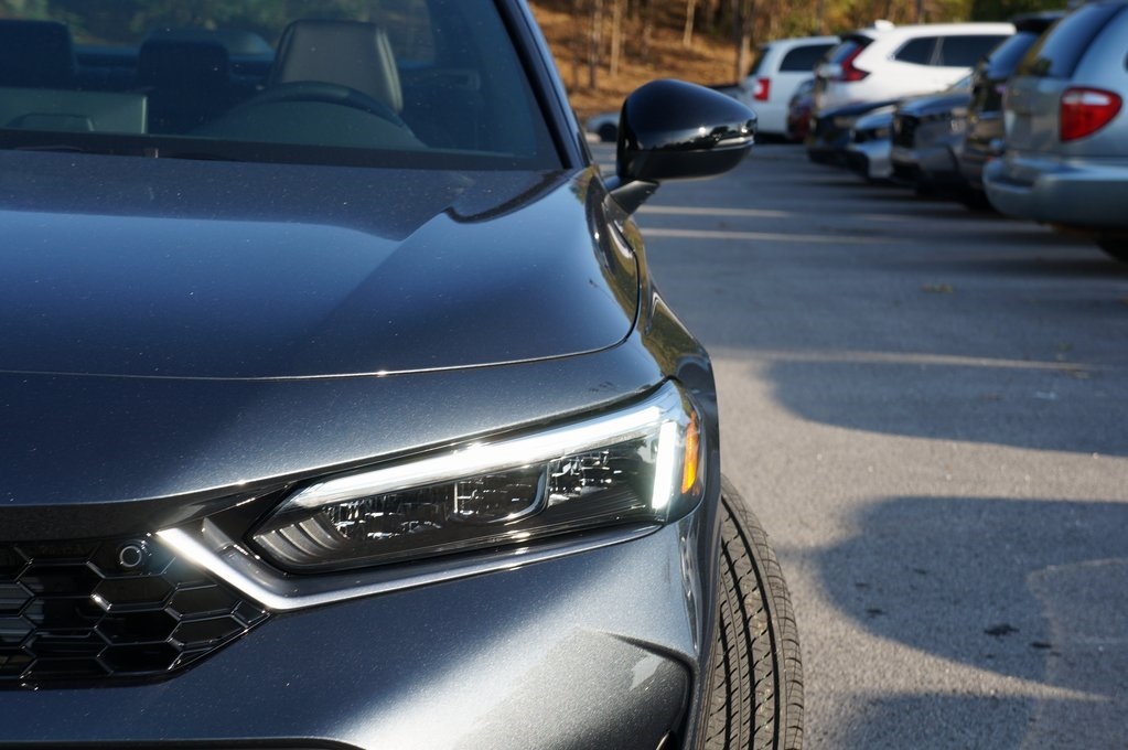 2026 Honda Civic Hybrid Sport Touring photo 4