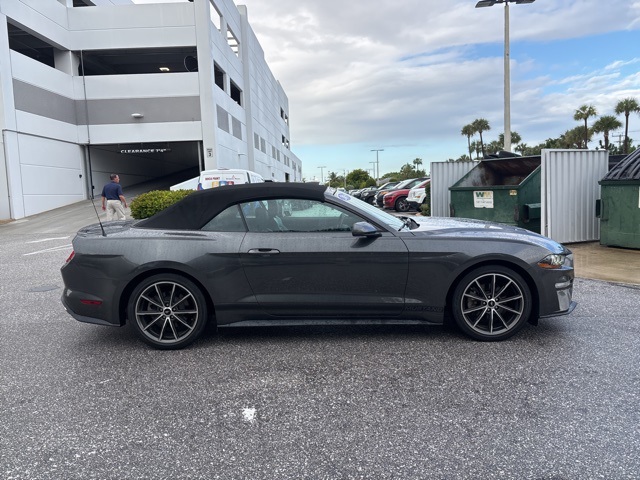 2019 Ford Mustang EcoBoost Premium photo 2