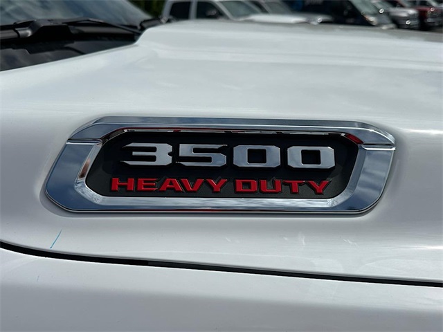2025 Ram 3500 Tradesman photo 9