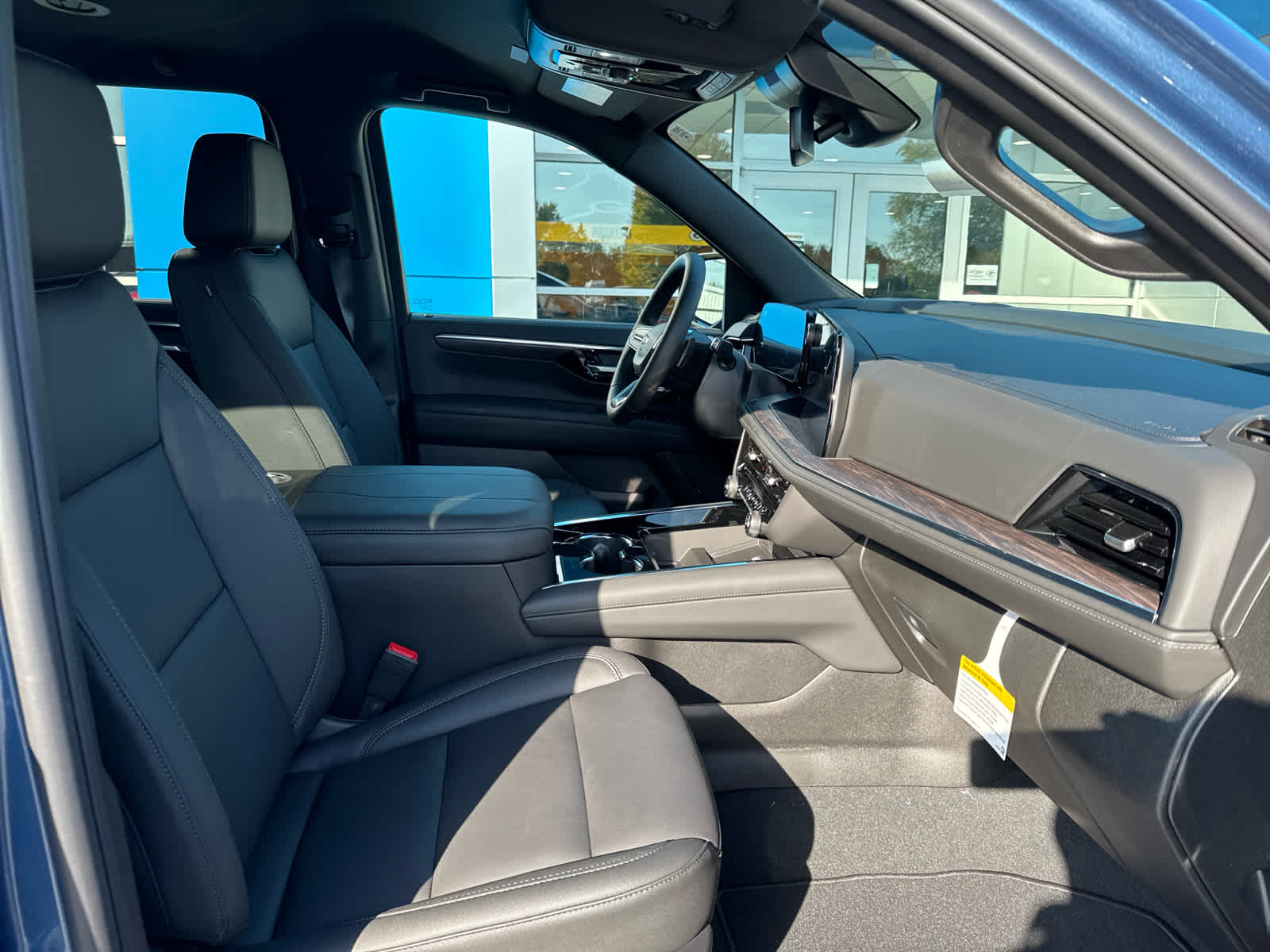 2026 Chevrolet Tahoe LT photo 4