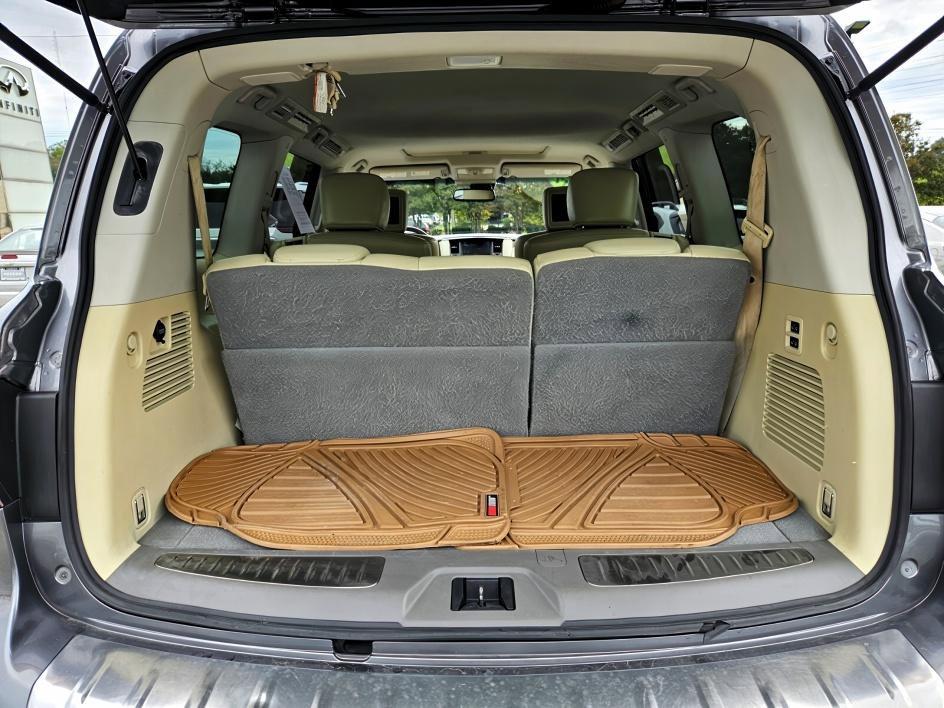 2017 Infiniti QX80 Base photo 12