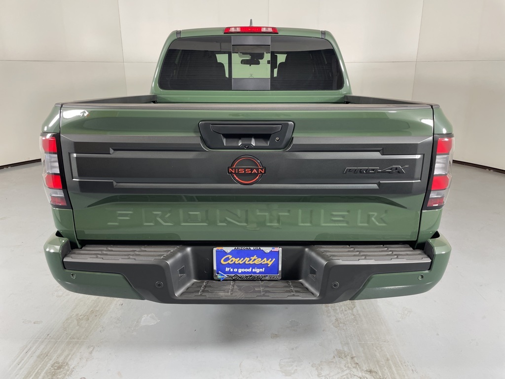 2025 Nissan Frontier Crew Cab PRO-4X photo 5