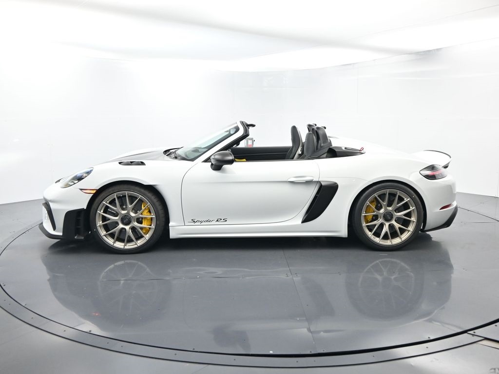 2025 Porsche Boxster Spyder photo 2