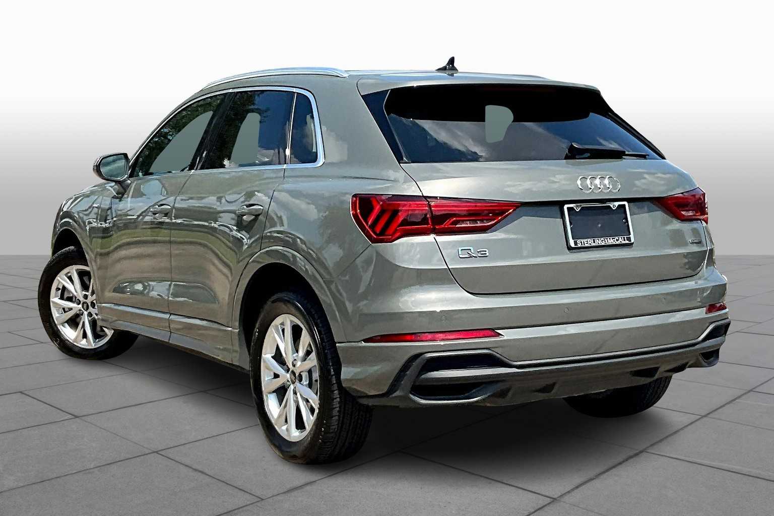 2023 Audi Q3 S line Premium photo 10