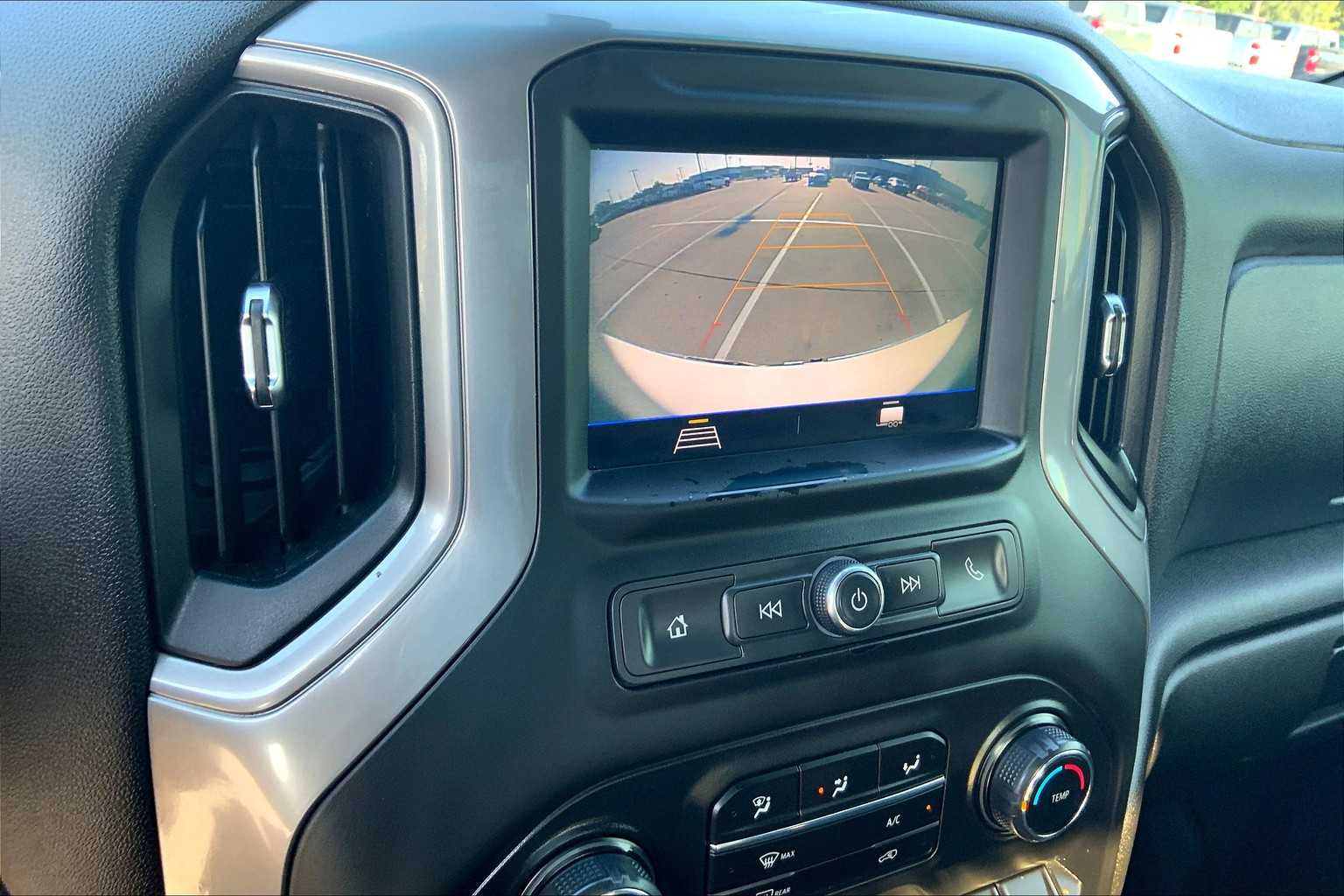 2021 Chevrolet Silverado 1500 Custom photo 33