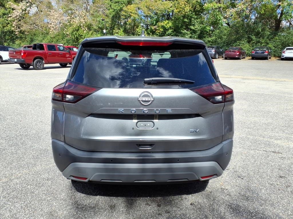 2023 Nissan Rogue SV photo 4
