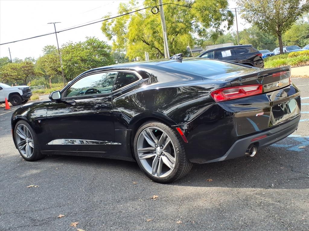 2018 Chevrolet Camaro Coupe 1LT photo 4